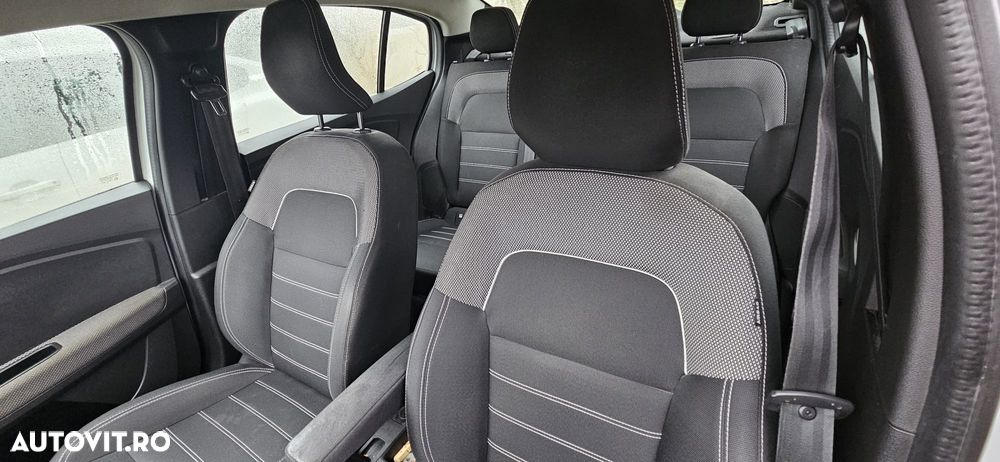 Dacia Logan TCe 90 MT5 Expression - 7