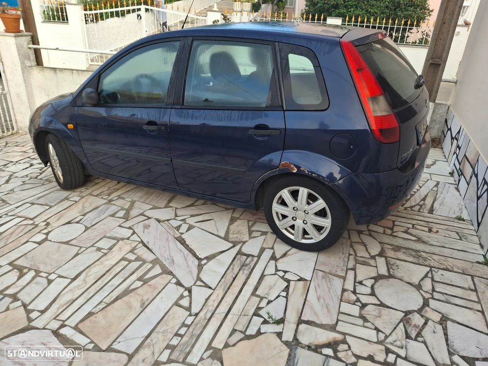 Ford Fiesta 1.25 Ghia - 2