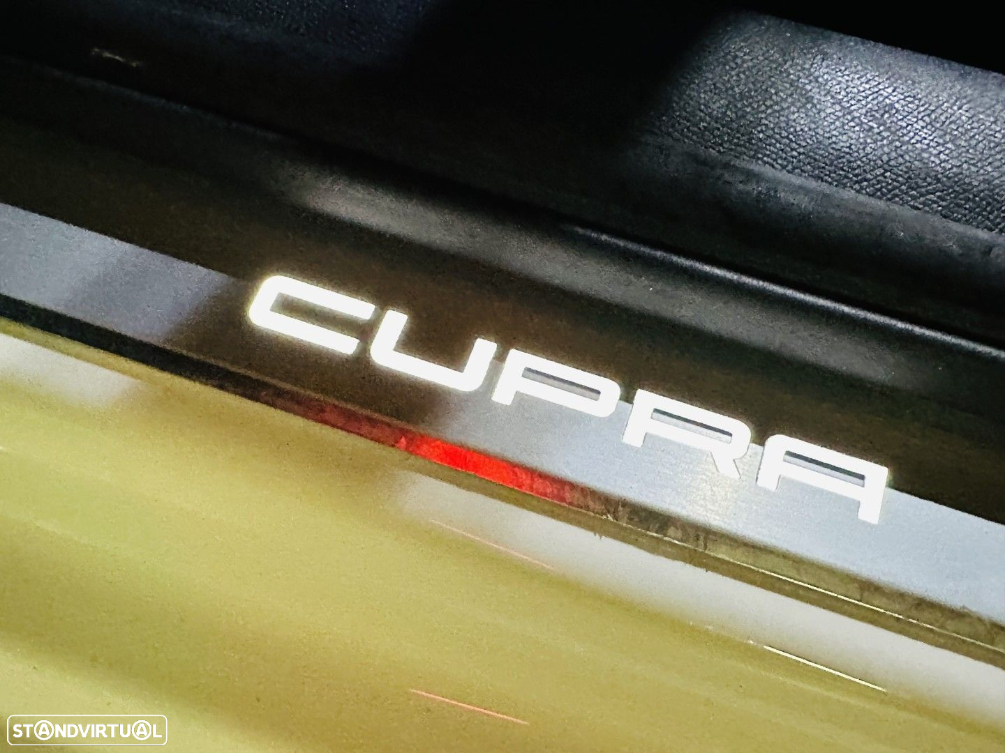 Cupra Leon ST 1.4 e-Hybrid MID DSG - 25