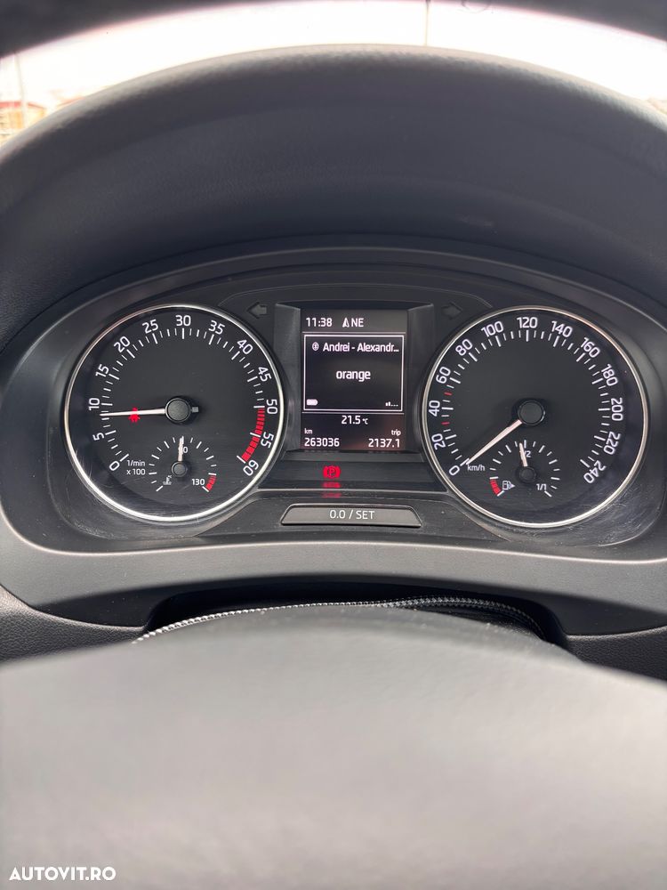 Skoda RAPID 1.6 TDI Ambition - 6