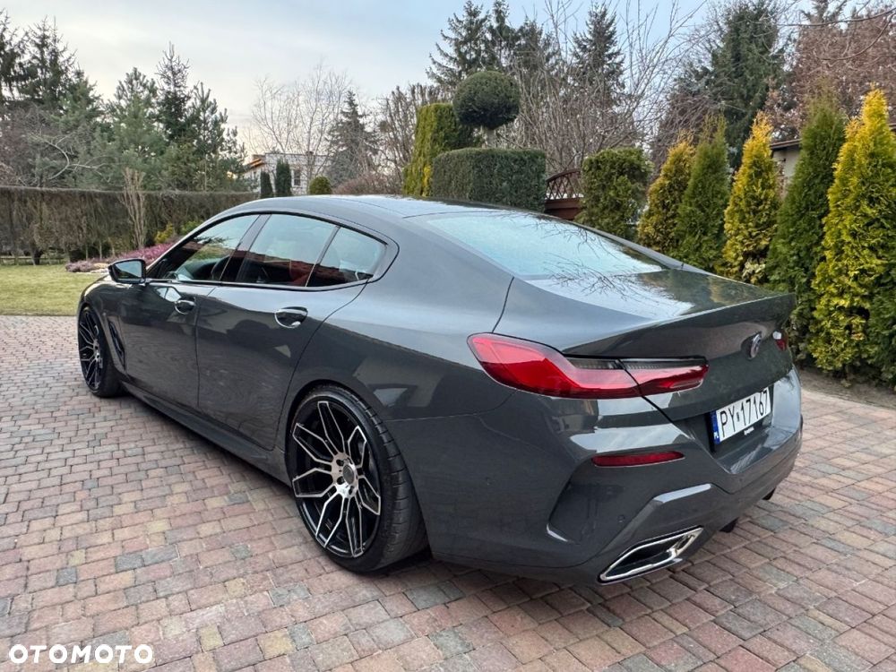 BMW Seria 8 - 13