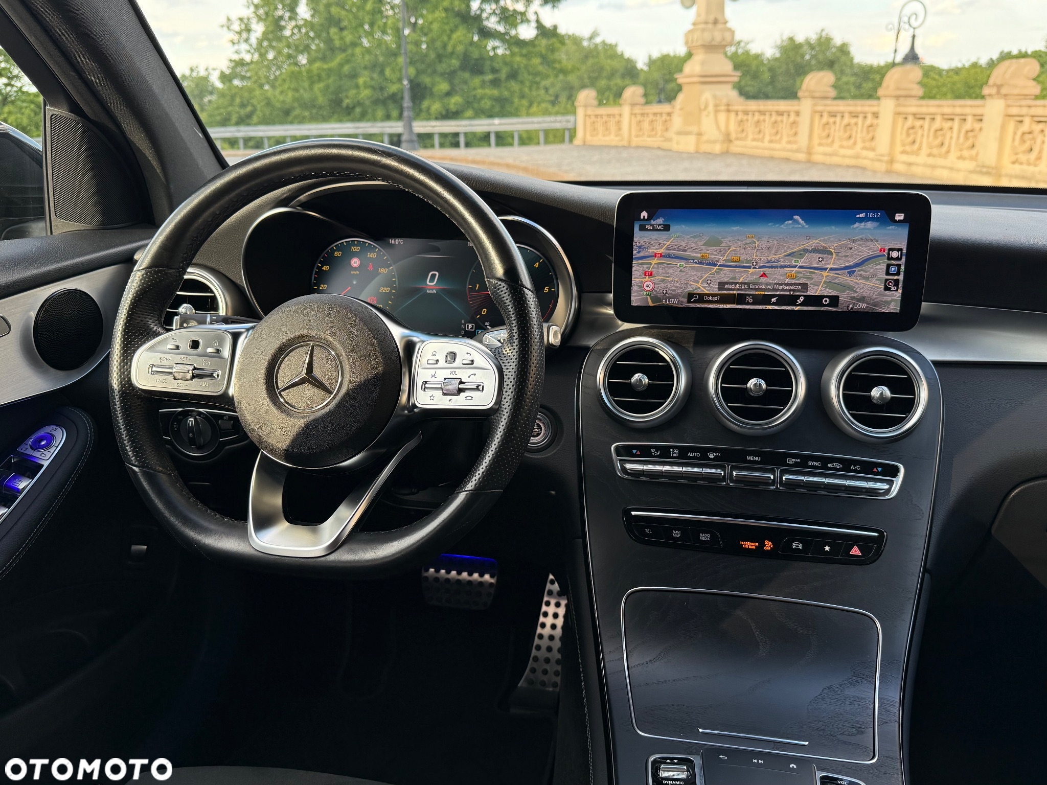 Mercedes-Benz GLC 220 d 4Matic 9G-TRONIC AMG Line - 17