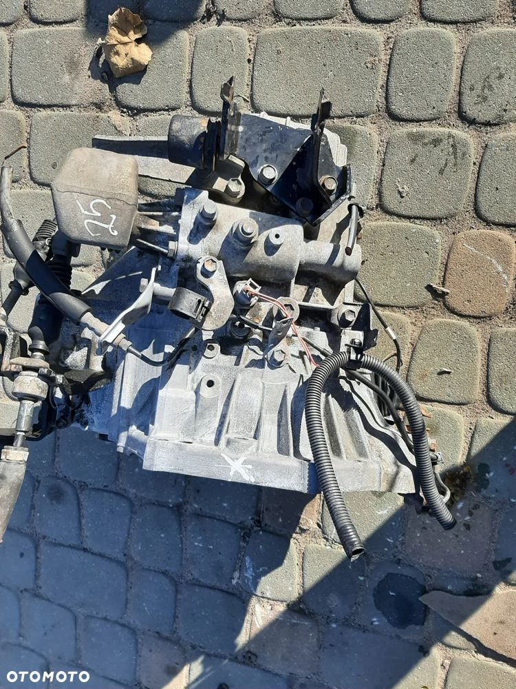 skrzynia biegów Toyota corolla e11 e12 1,4 benzyna 9000km 5b 2006 - 3