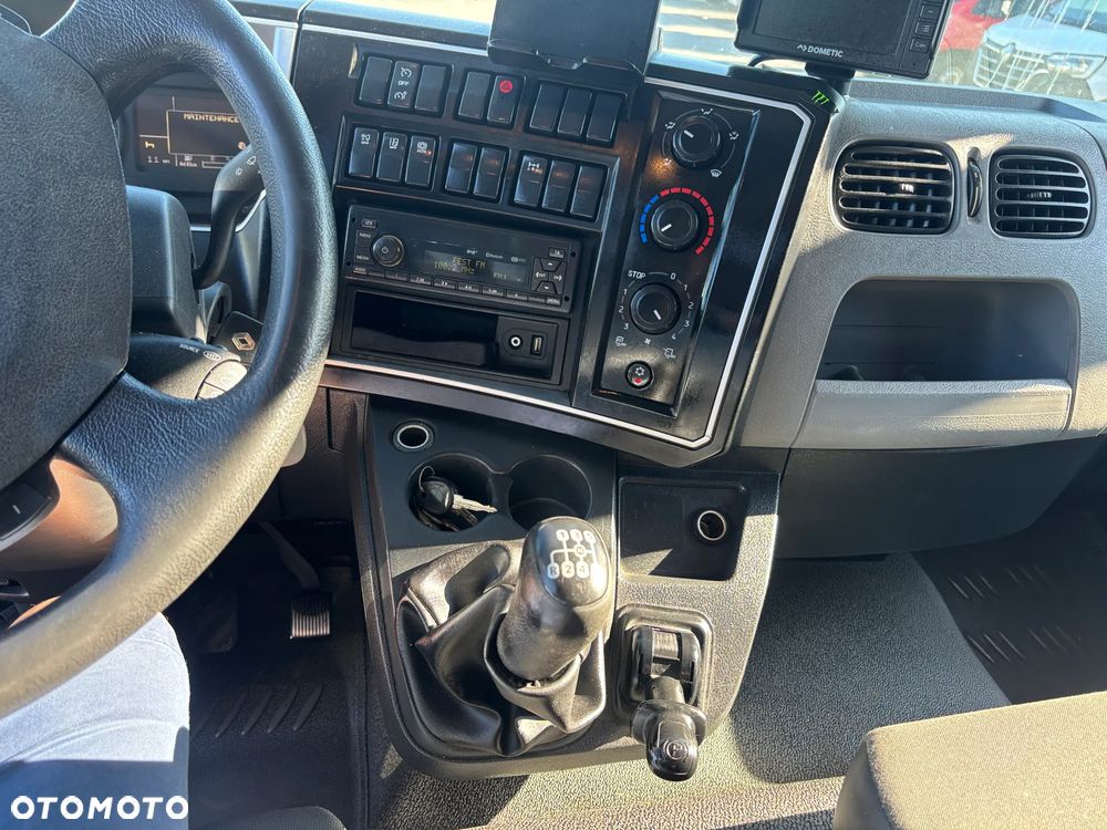 Renault MIDLUM D14 210,,D16 210,,D12 210,,KILKA SZTUK CHLODNIA KONTENER PODWOZIE DO ZABUDOWY - 11