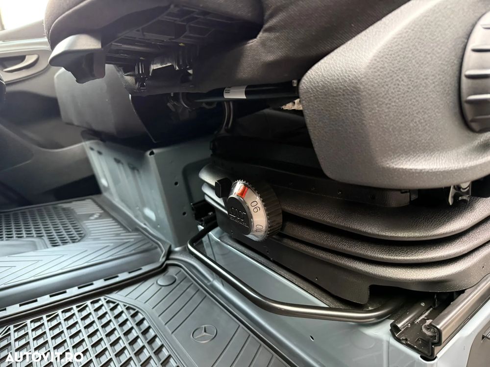 Mercedes-Benz Sprinter 317 CDI Furgon Lung PRO - 9