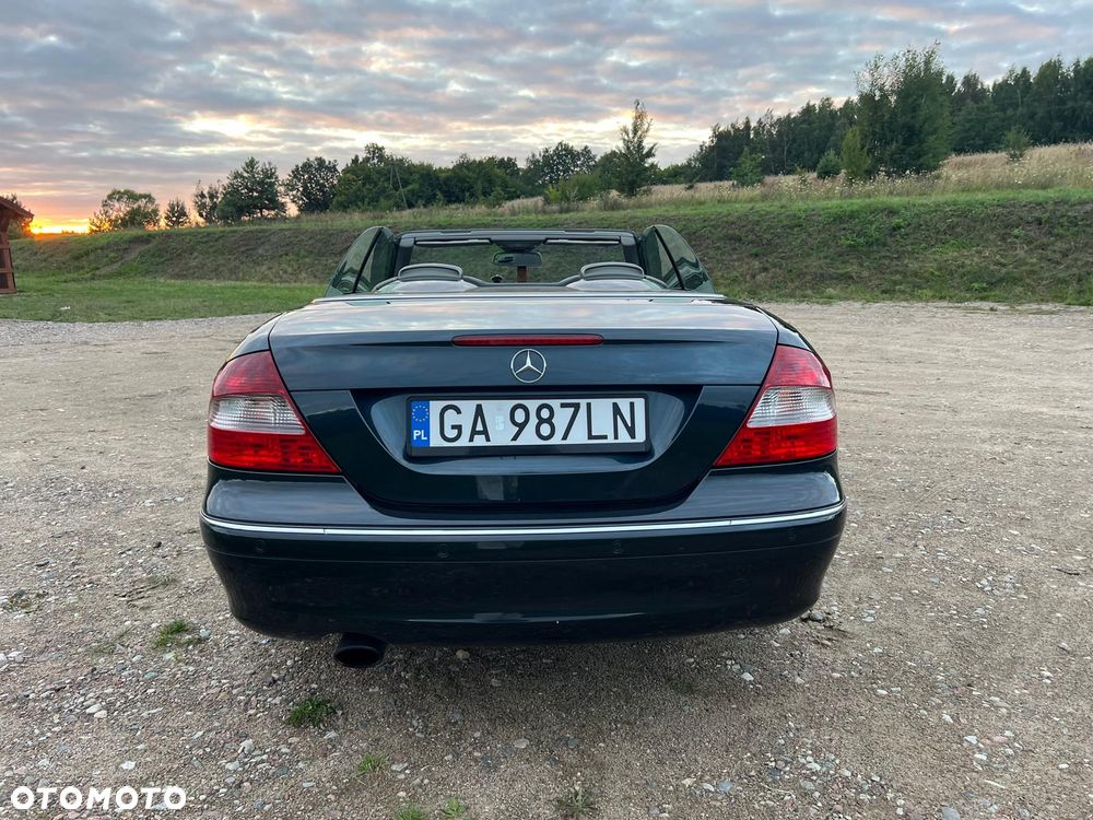Mercedes-Benz CLK - 21