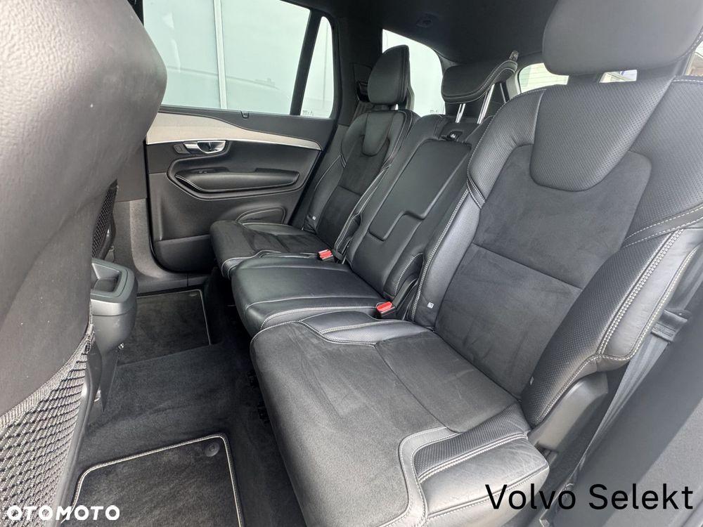 Volvo XC 90 - 31