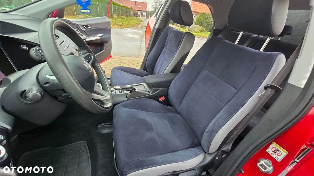 Honda Civic 1.4i-DSi - 11