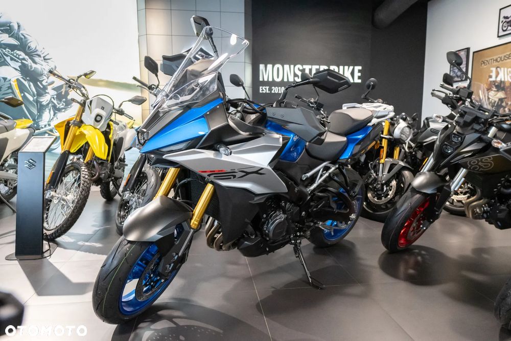 Suzuki GSX - 1