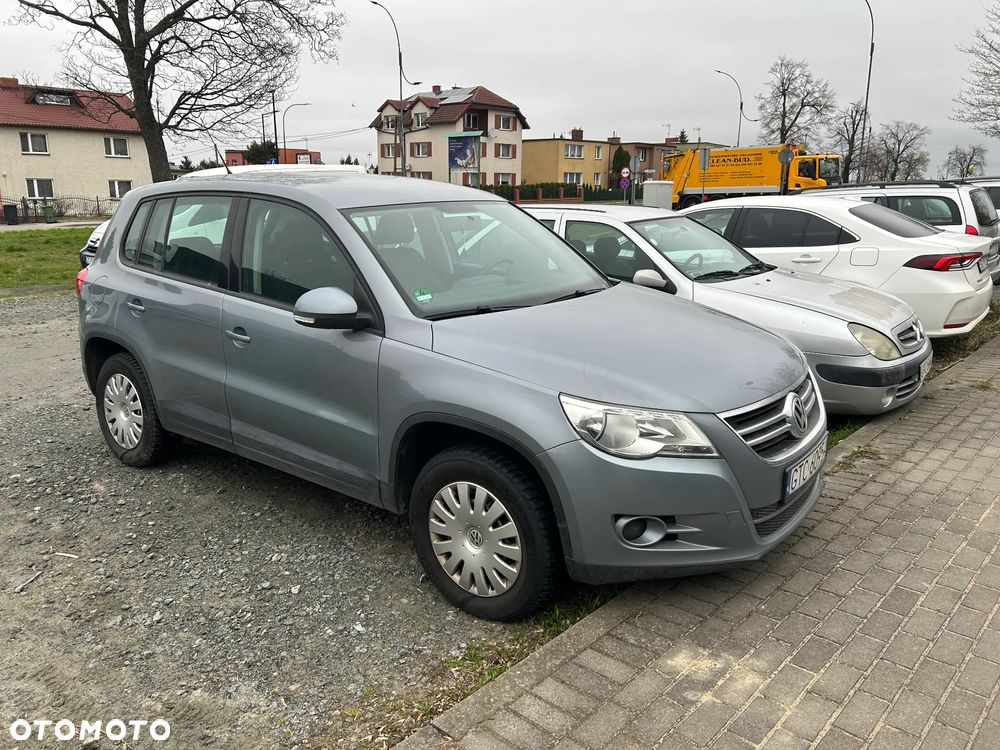 Volkswagen Tiguan - 2