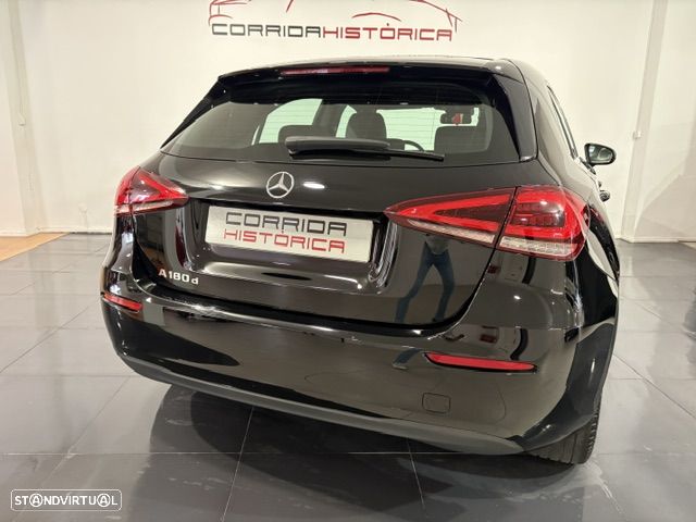 Mercedes-Benz A 180 d Style Plus - 26