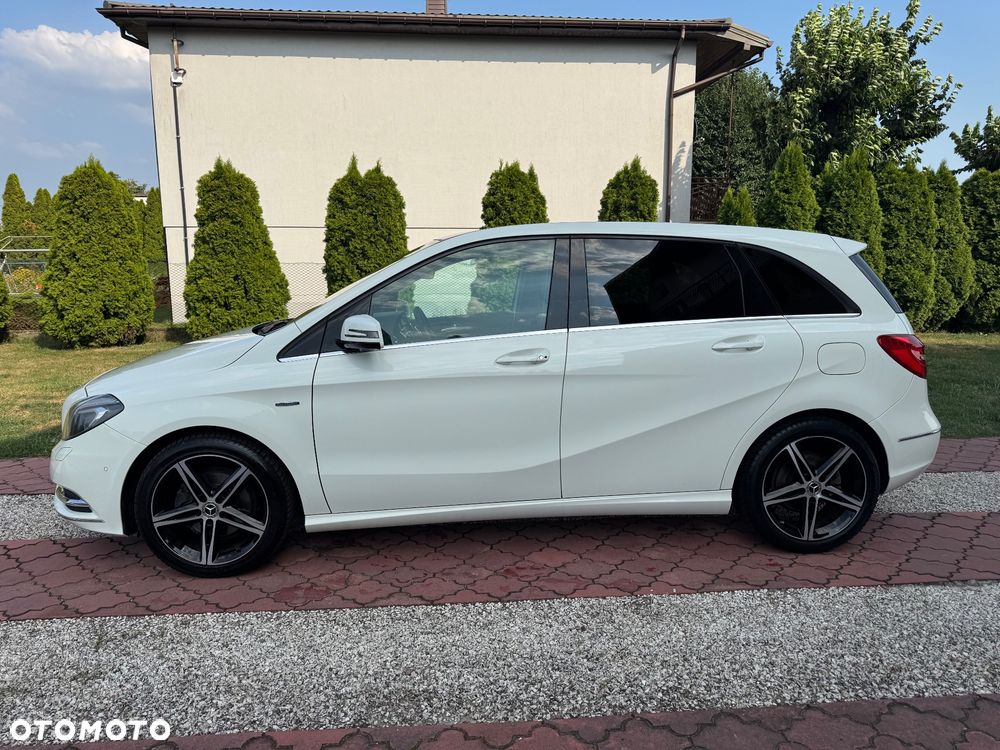 Mercedes-Benz Klasa B 200 7G-DCT AMG Line - 6