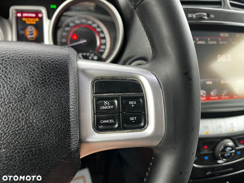 Fiat Freemont 2.0 Multijet Lounge AWD - 10