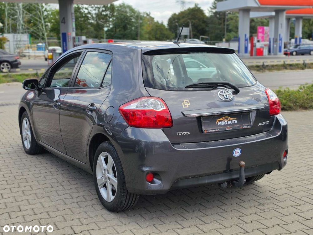 Toyota Auris - 6