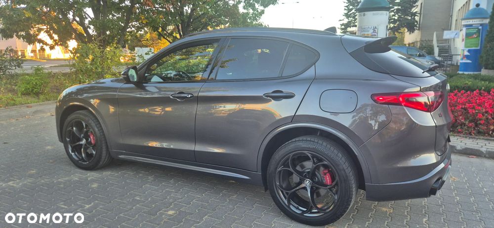 Alfa Romeo Stelvio - 21