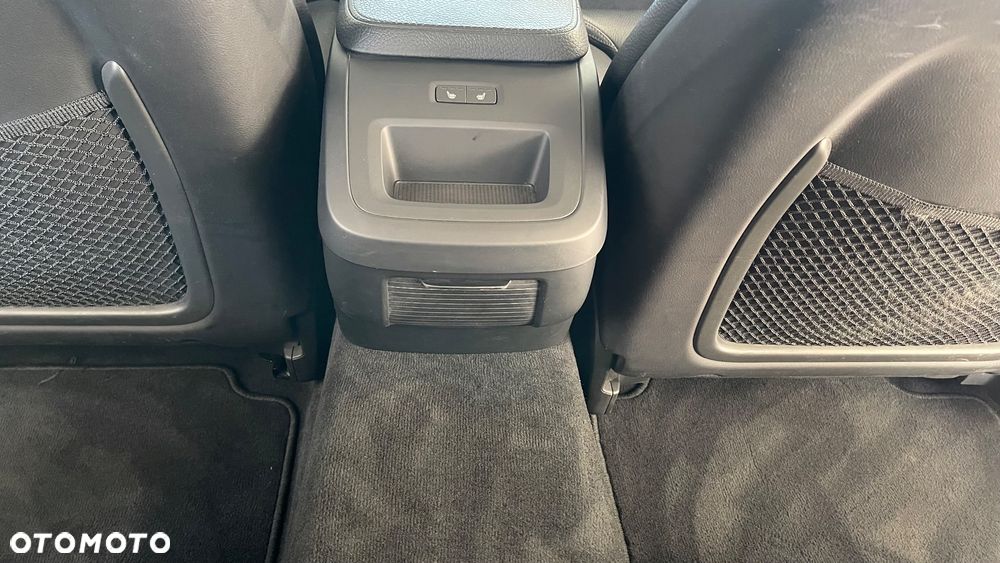 Volvo V90 D4 Momentum - 13