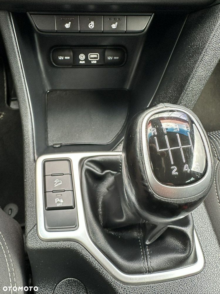 Kia Sportage 1.6 GDI 2WD DREAM-TEAM EDITION - 28