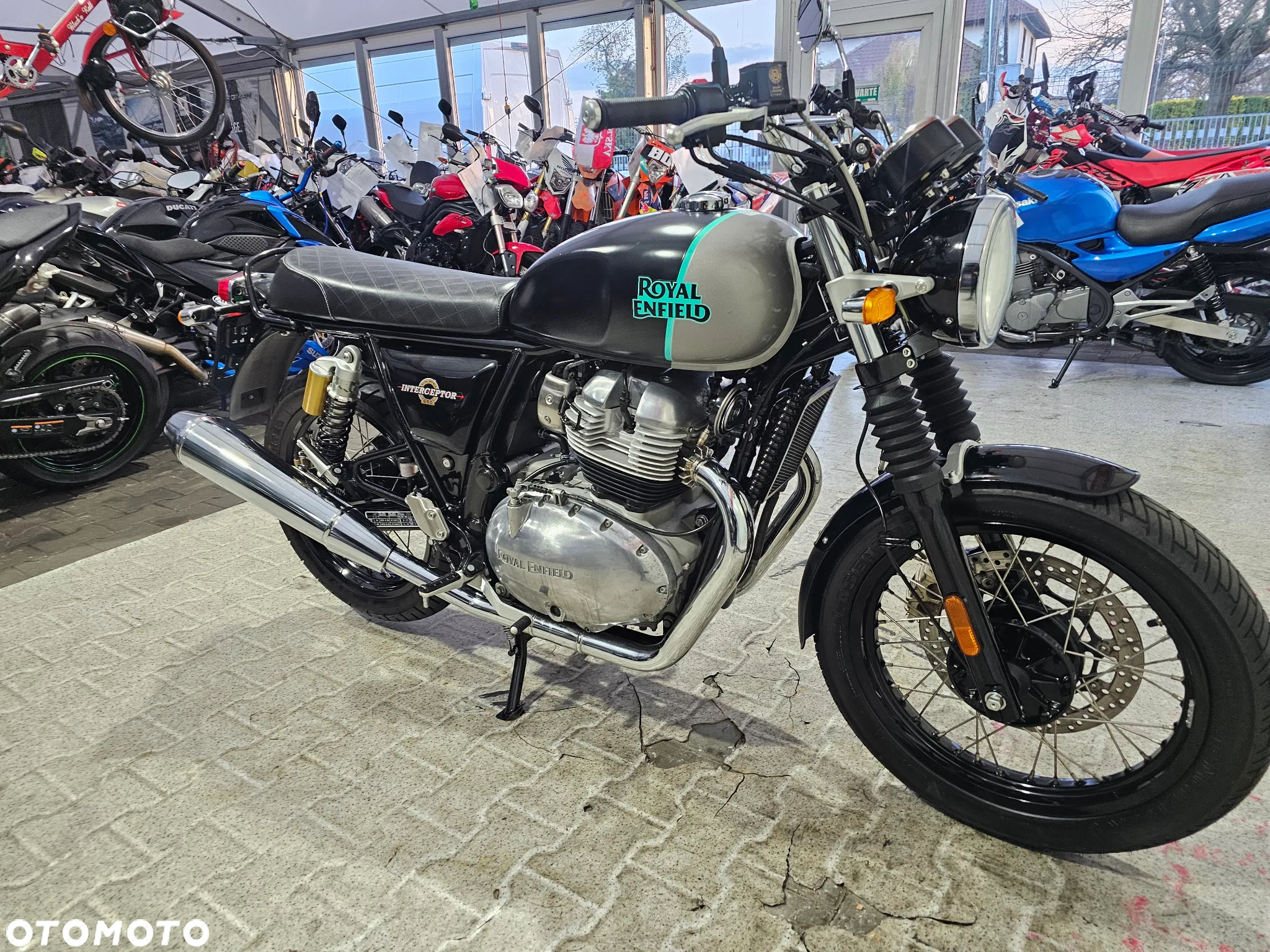 Royal Enfield Inny - 21