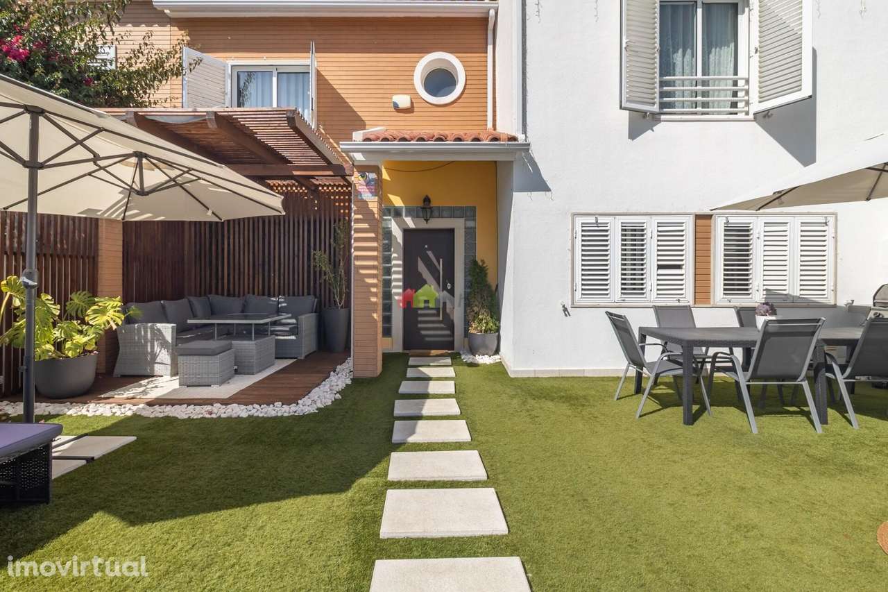 Moradia com piscina em Palhais, Barreiro - Grande imagem: 2/60