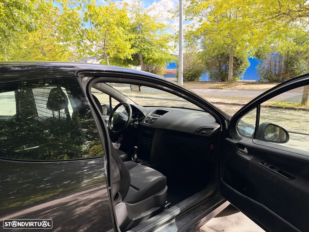 Peugeot 207 1.4 HDi Sport - 8