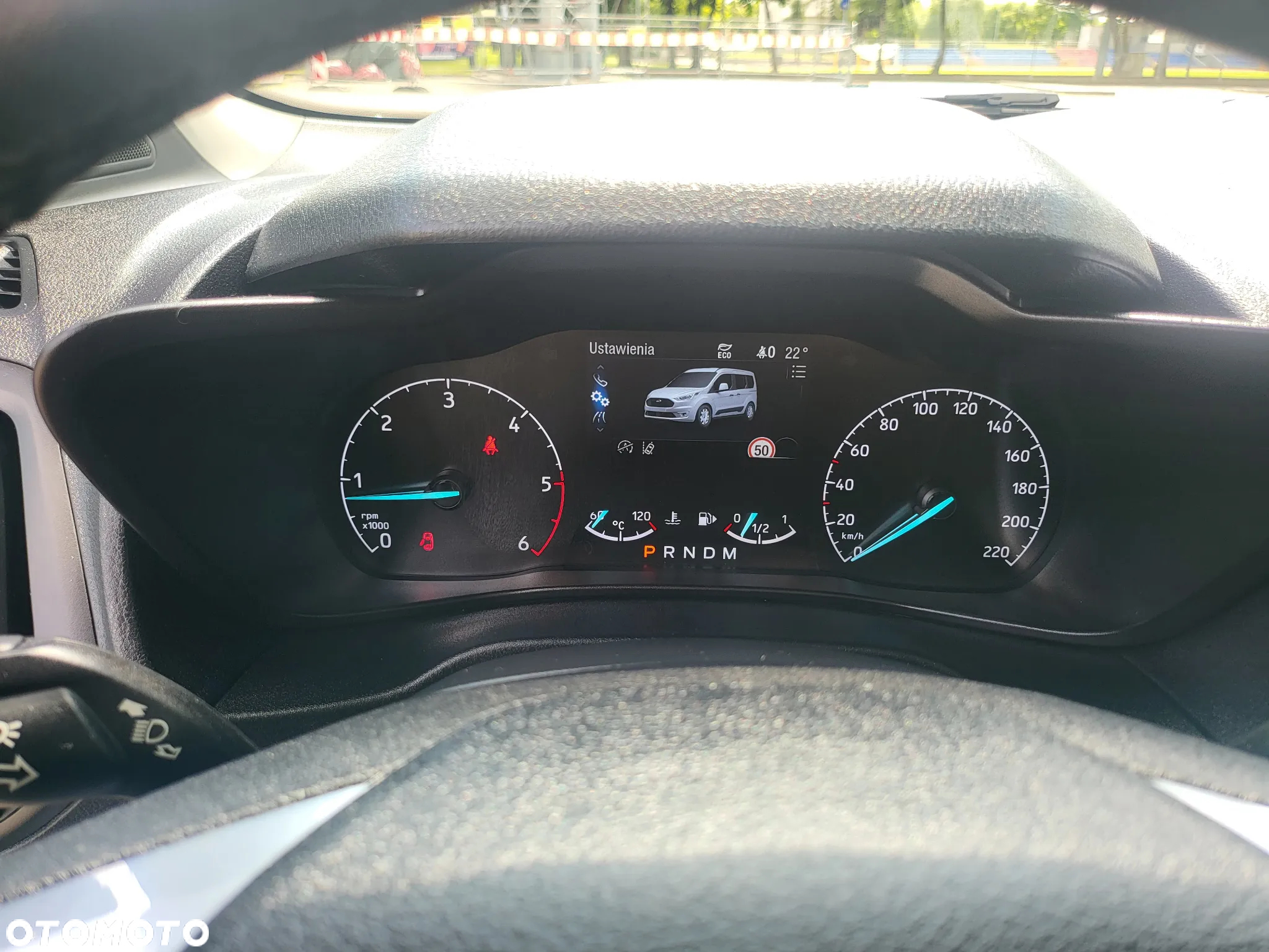 Ford Tourneo Connect Grand - 30