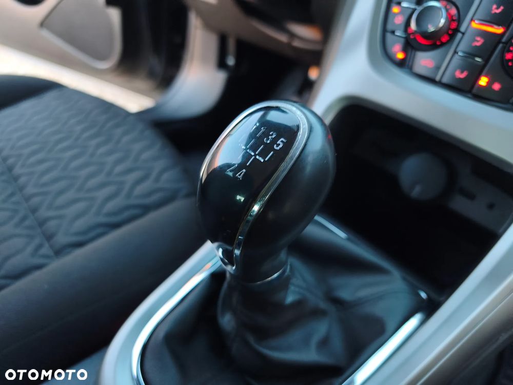Opel Astra - 14
