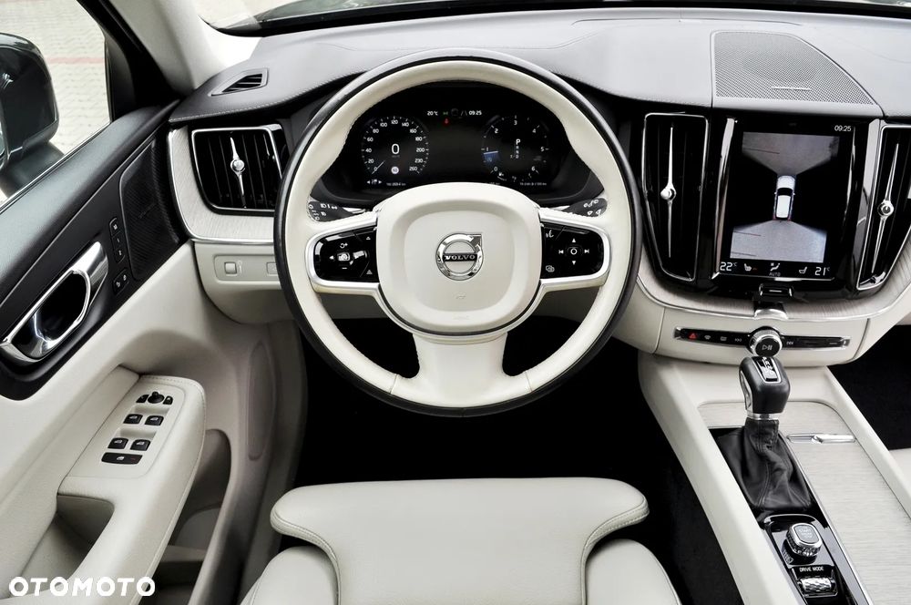 Volvo XC 60 D4 Inscription - 24