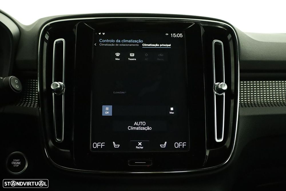 Volvo XC 40 1.5 T2 Plus Dark Auto - 12