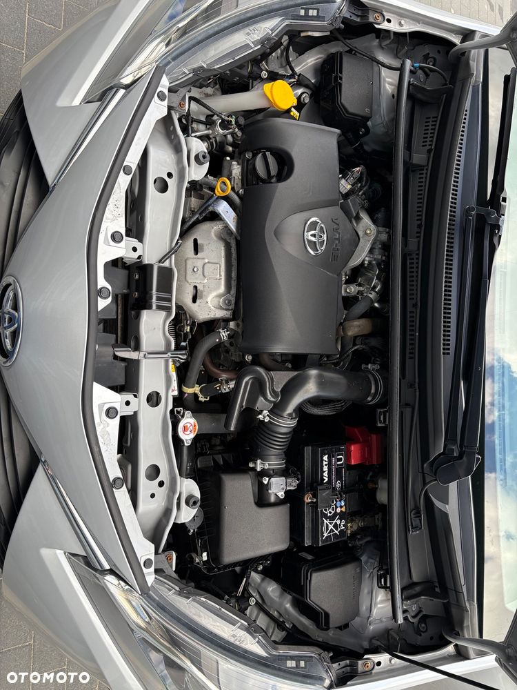 Toyota Yaris 1.5 Dynamic CVT - 12