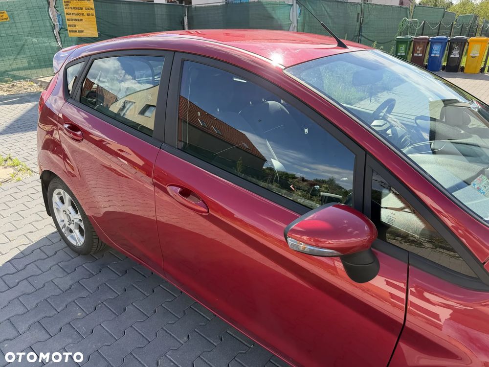 Ford Fiesta 1.4 Titanium - 11