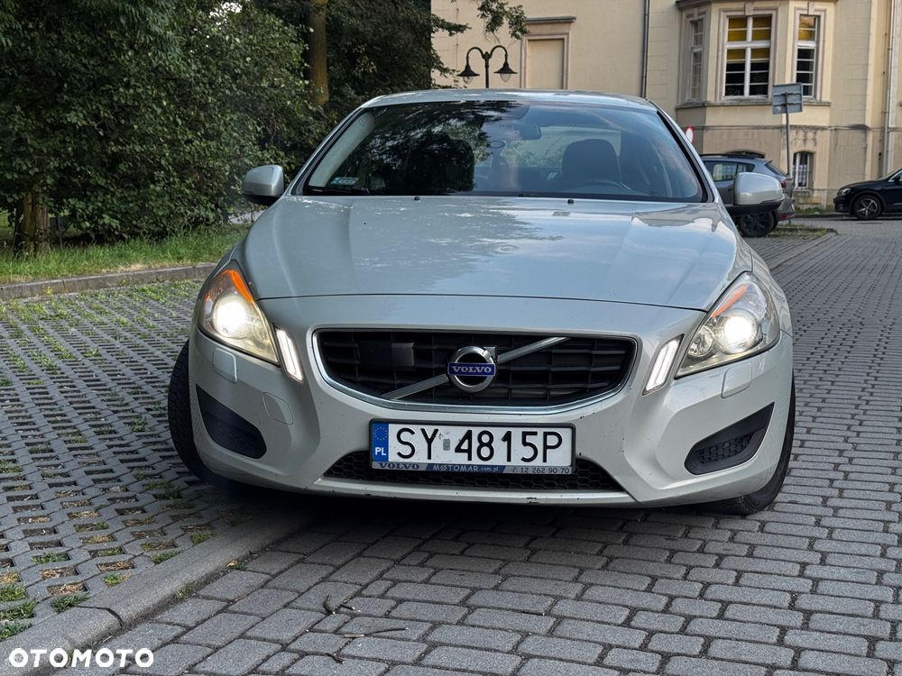 Volvo S60 - 2