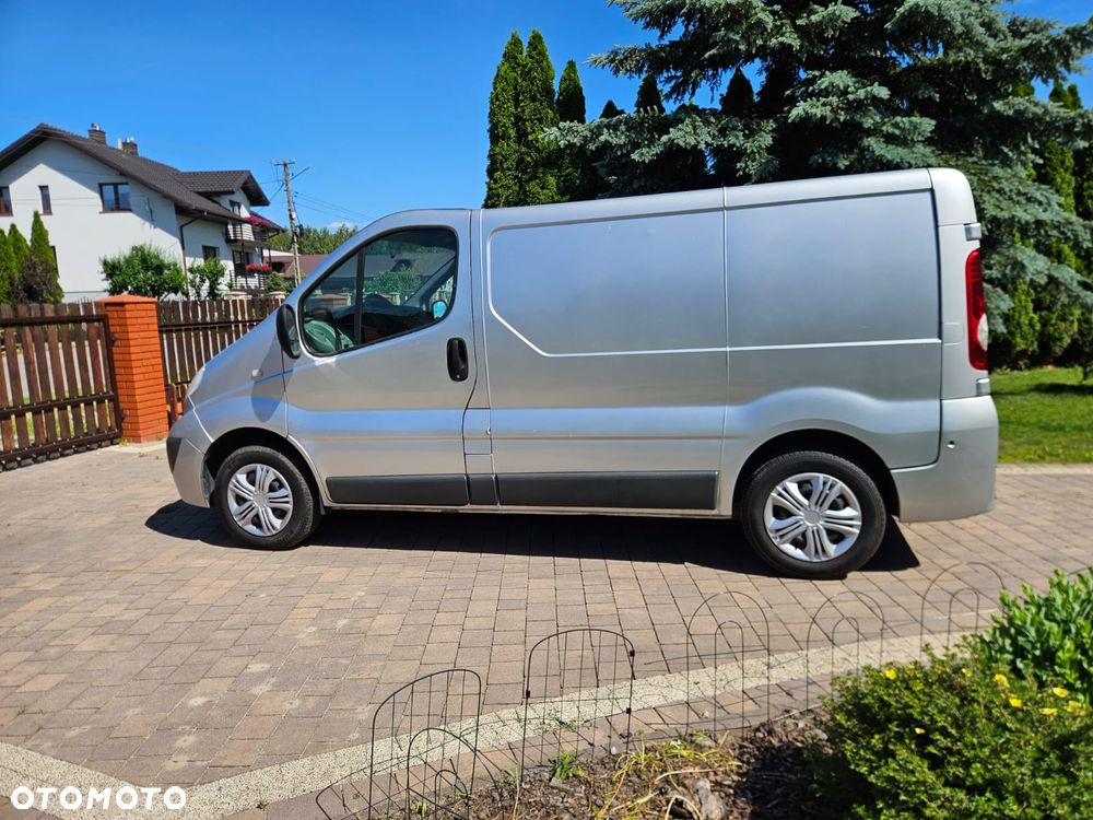 Renault Trafic - 2