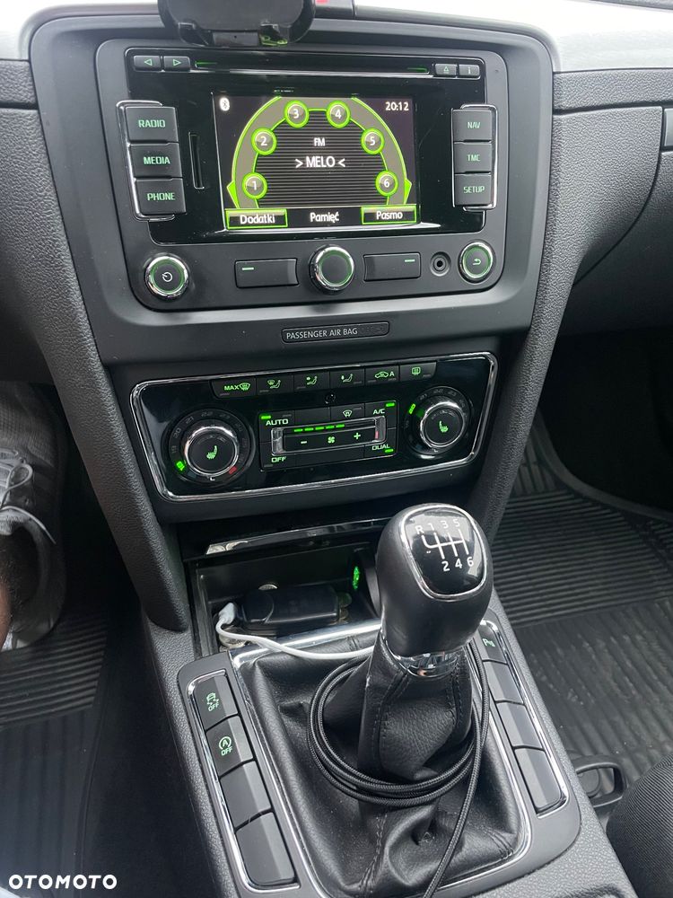 Skoda Superb 2.0 TDI Ambition - 13