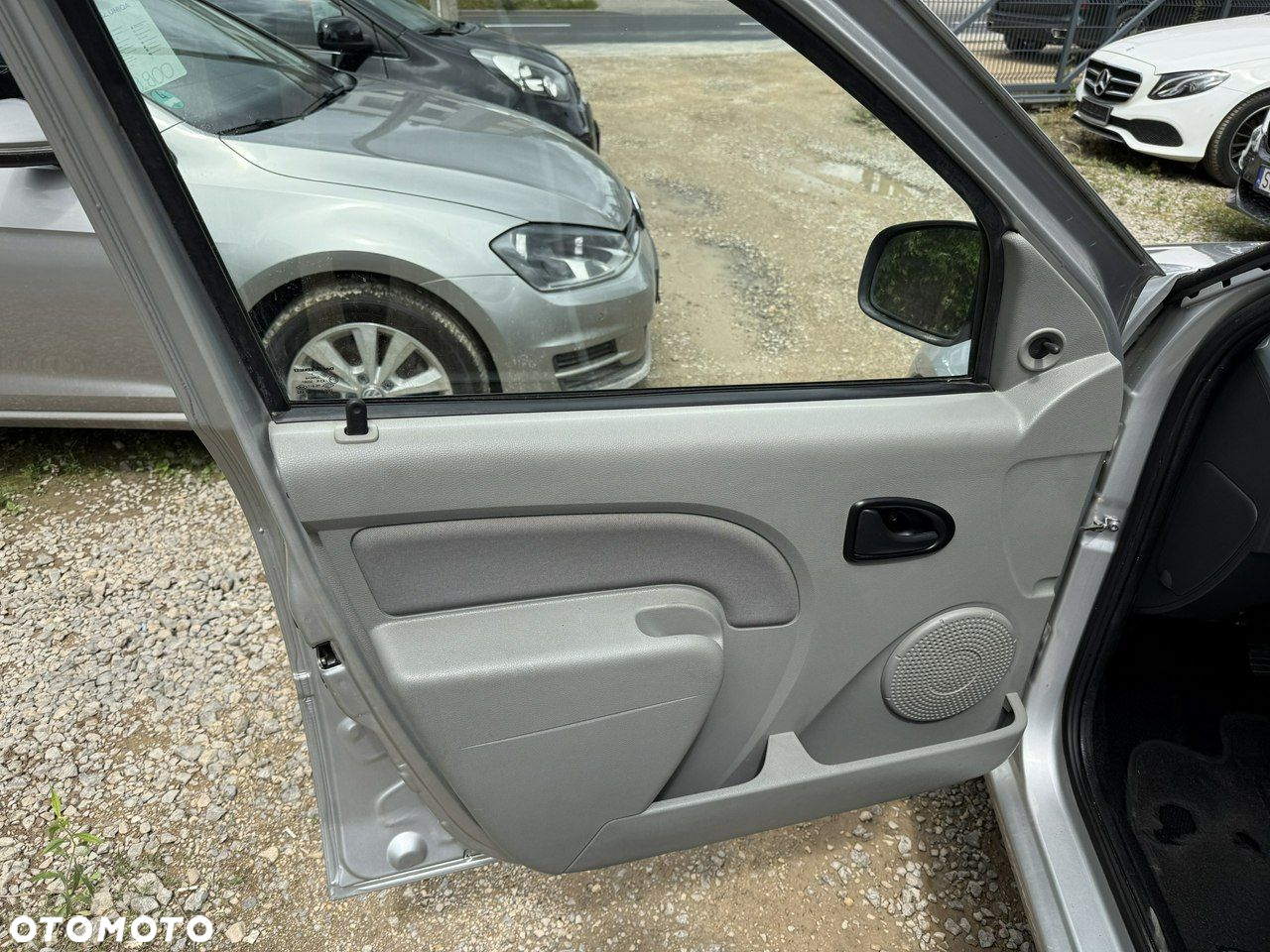 Dacia Logan - 14