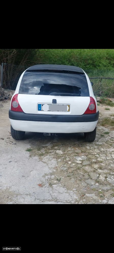 Renault Clio 1.9 D RN - 1