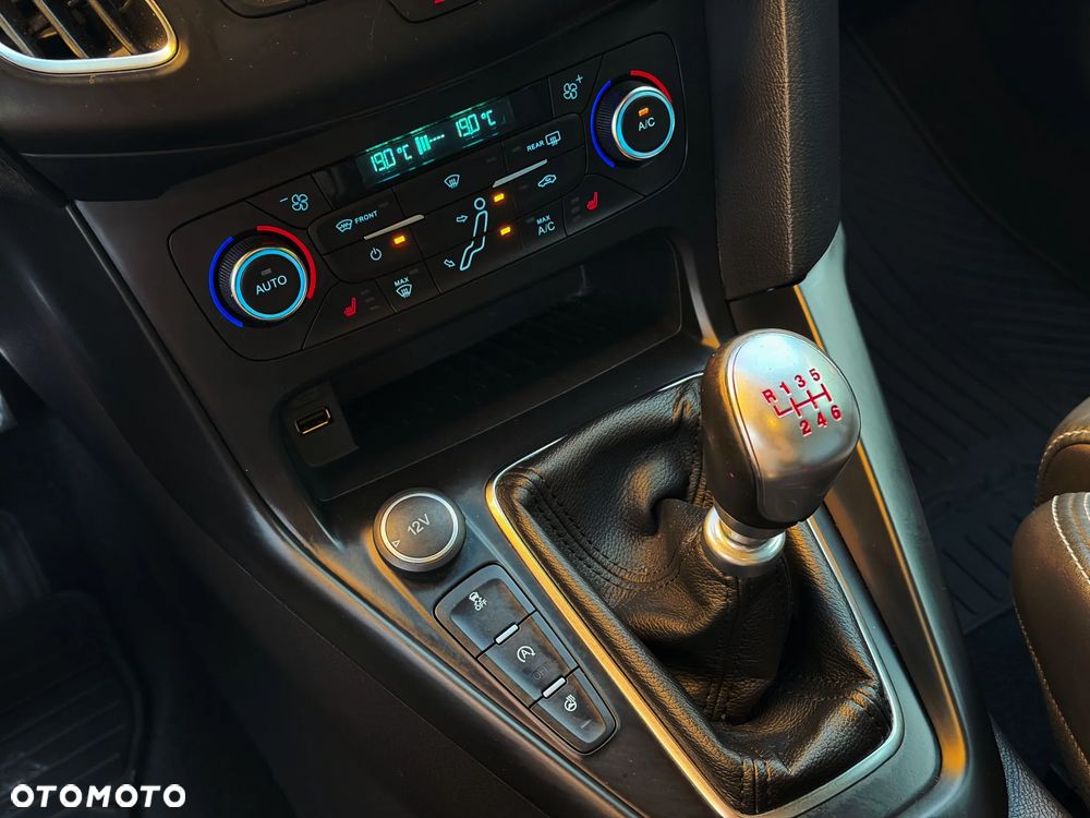 Ford Focus 2.0 EcoBoost ST-2 - 7