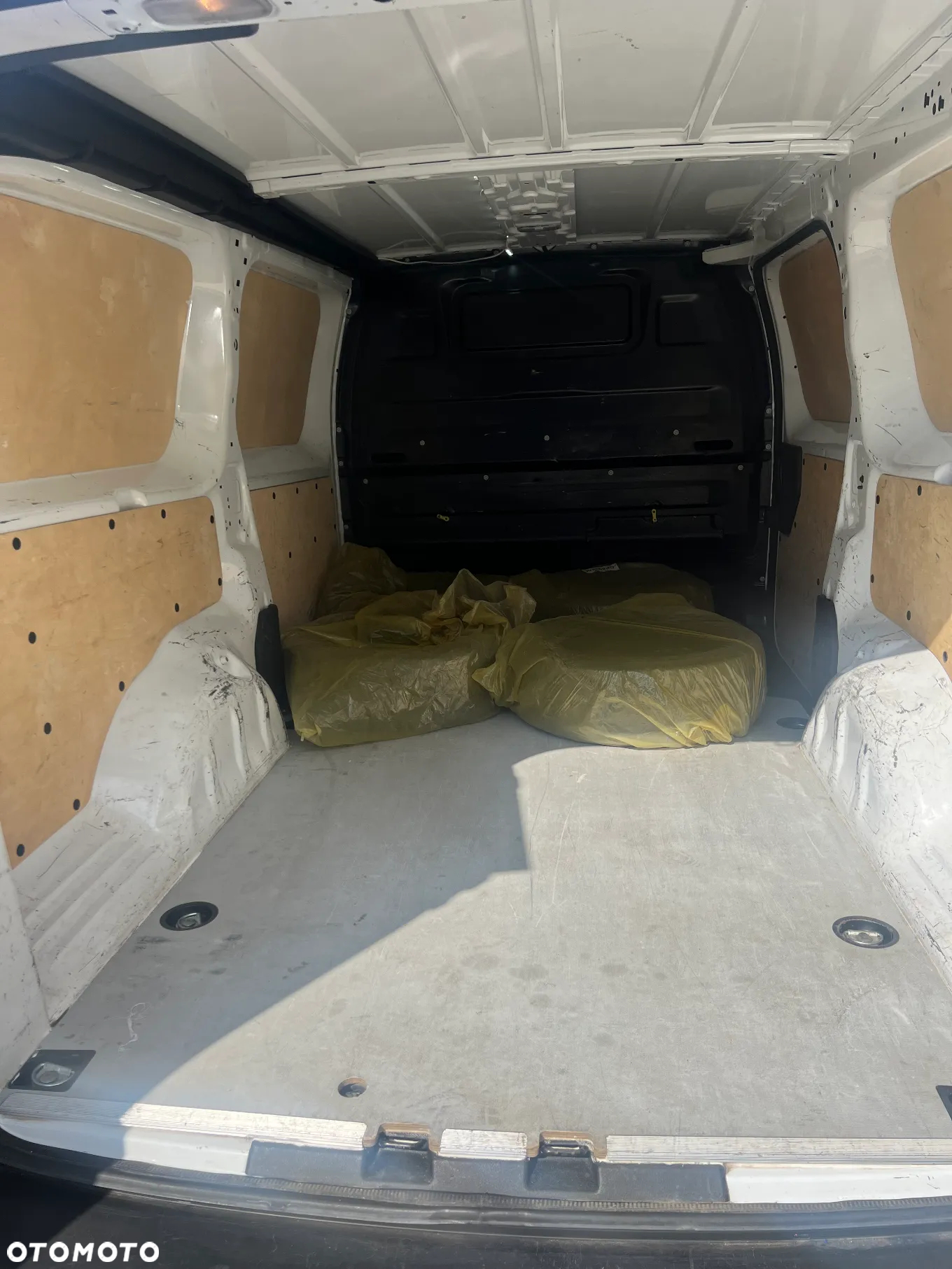 Opel Vivaro - 14