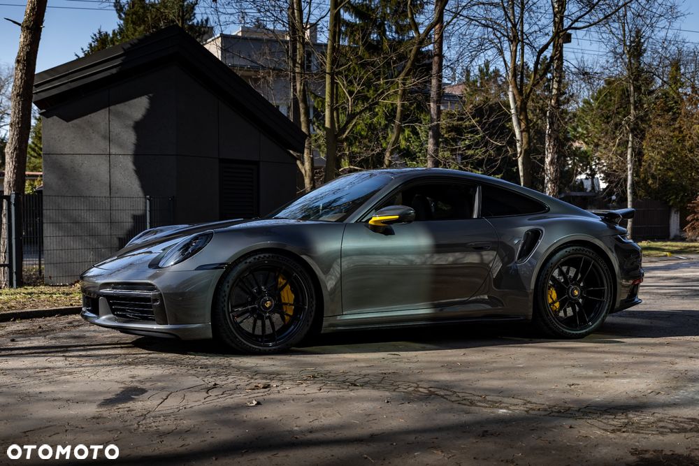 Porsche 911 Turbo S - 12