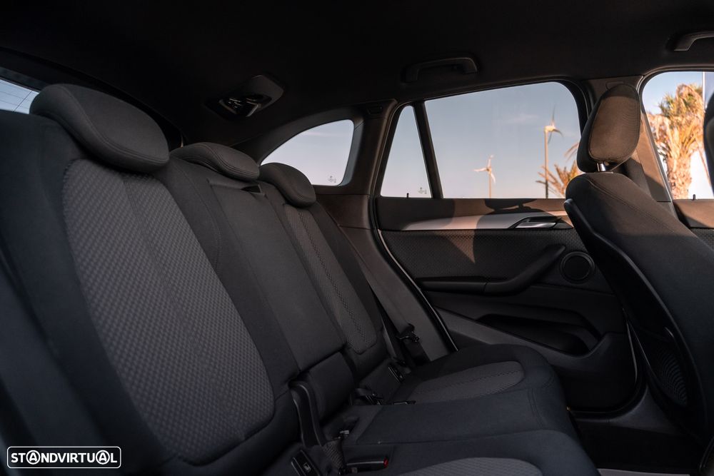 BMW X1 16 d sDrive - 11