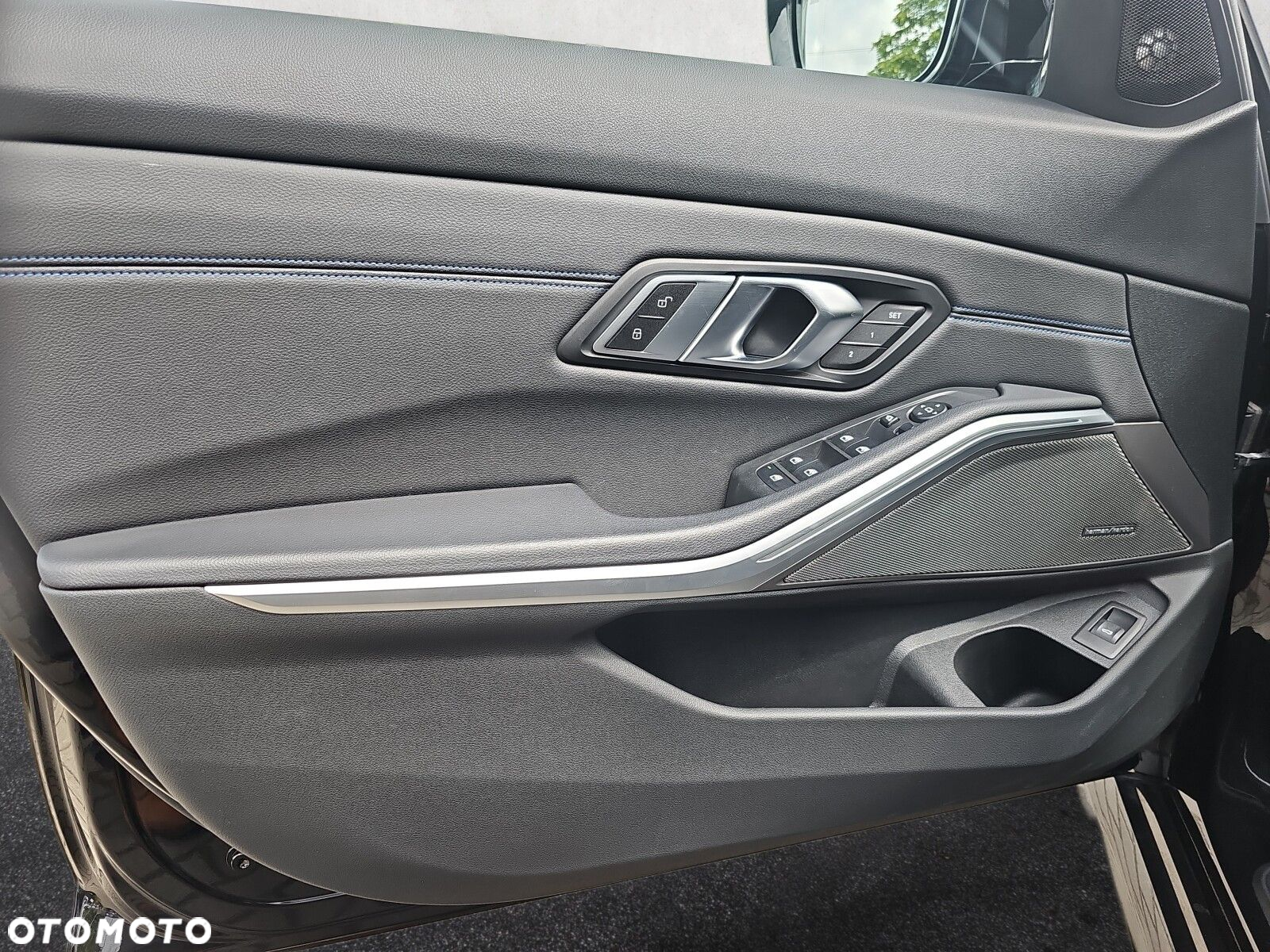 BMW Seria 3 - 16