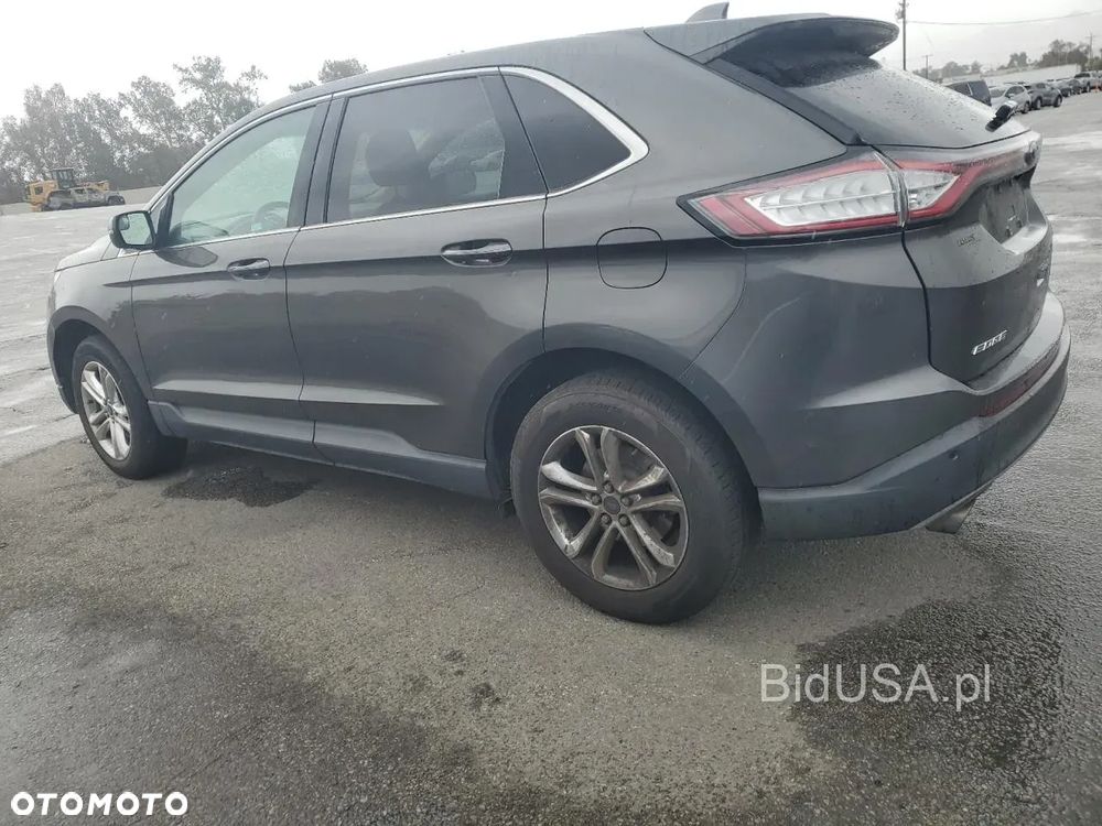 Ford Edge - 12
