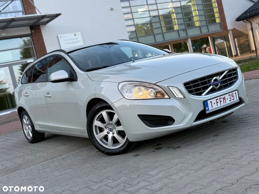 Volvo V60 D3 Momentum - 22
