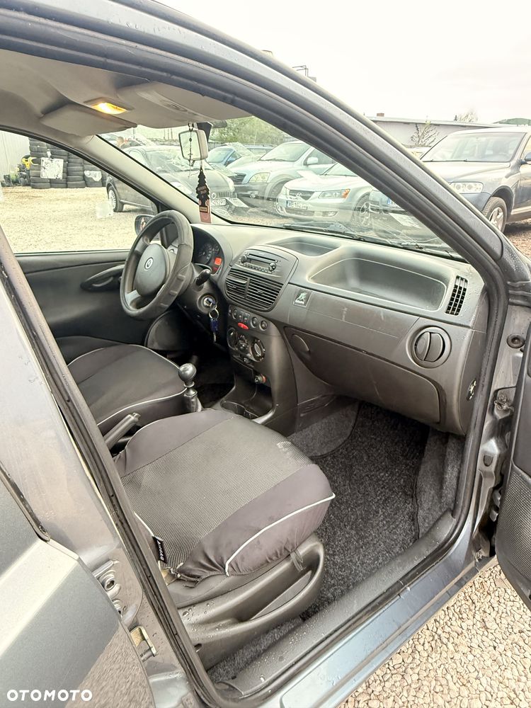 Fiat Punto - 5