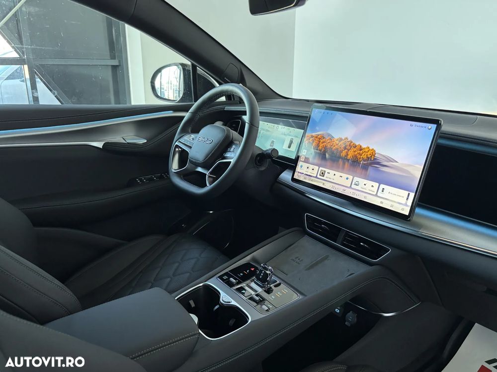 BYD Sealion 7 2025 — imagine 8