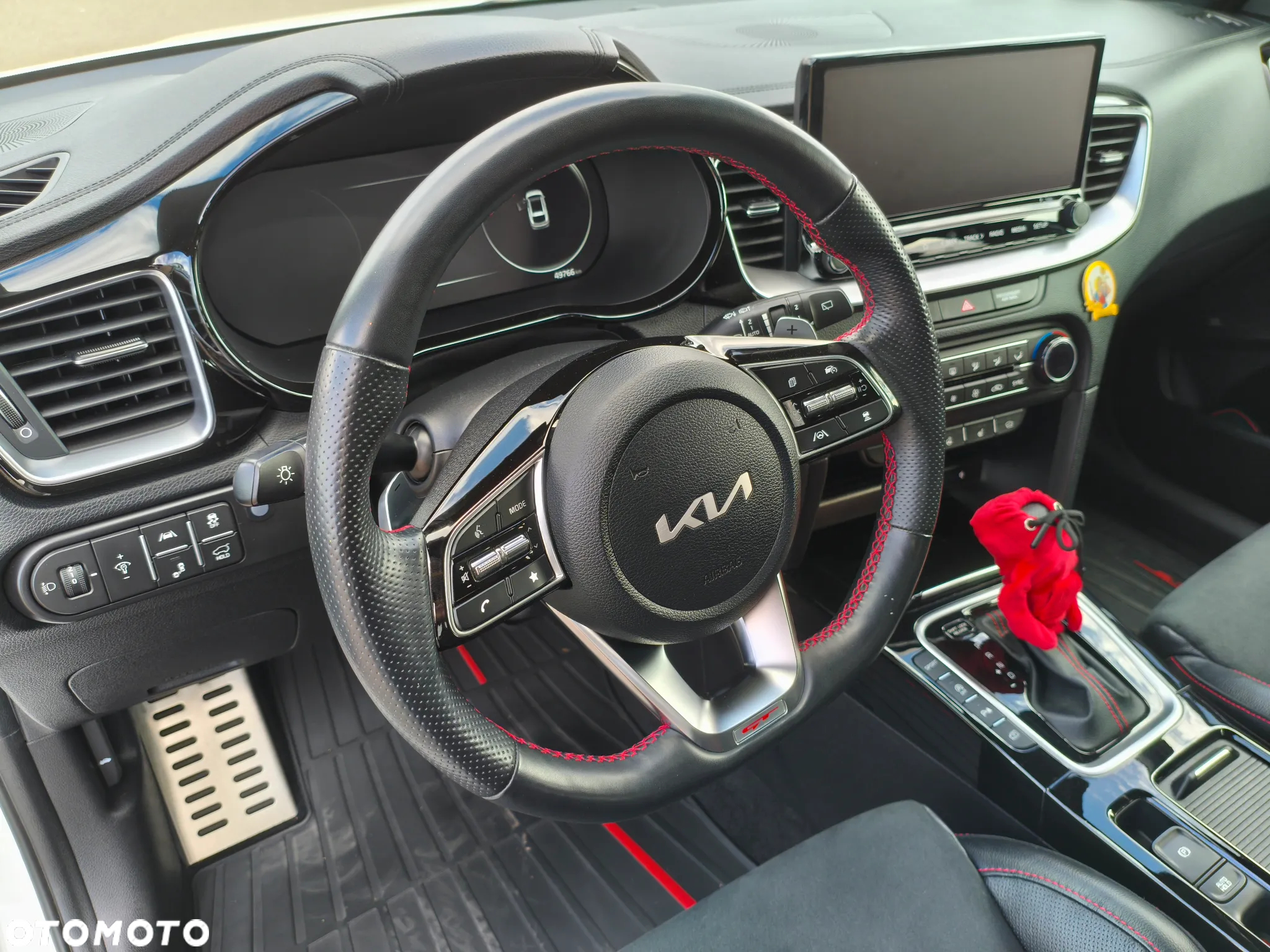 Kia ProCeed 1.6 T-GDI GT DCT - 14