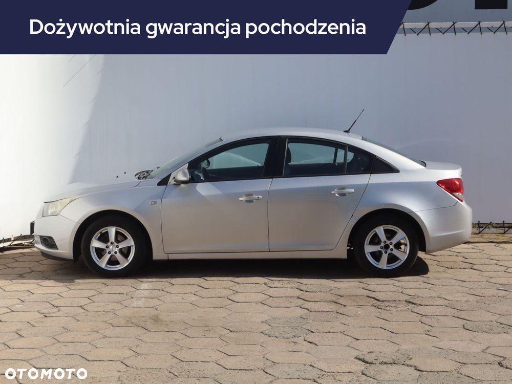 Chevrolet Cruze - 4