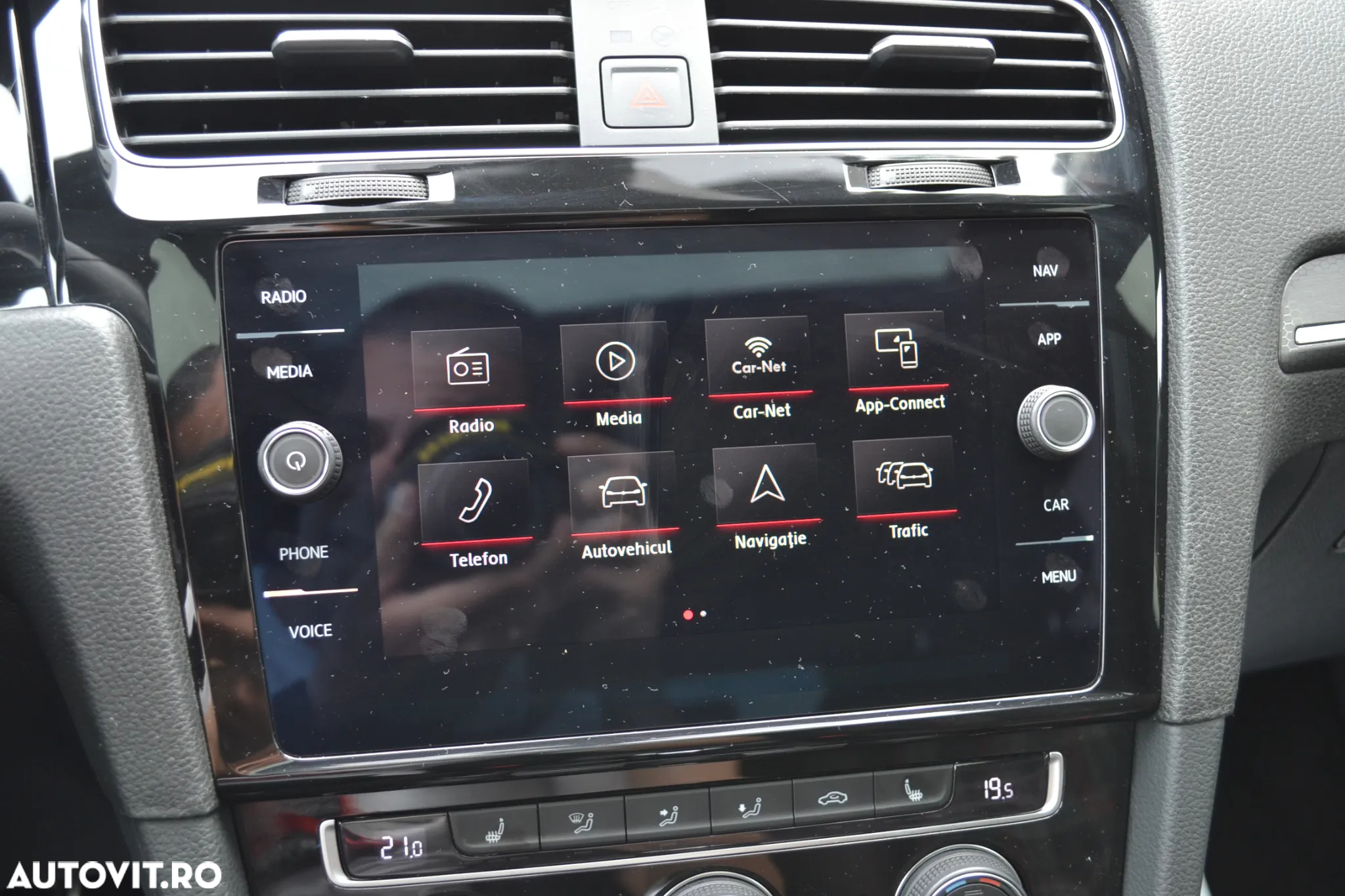 Volkswagen Golf 2.0 TSI DSG GTI Performance - 28