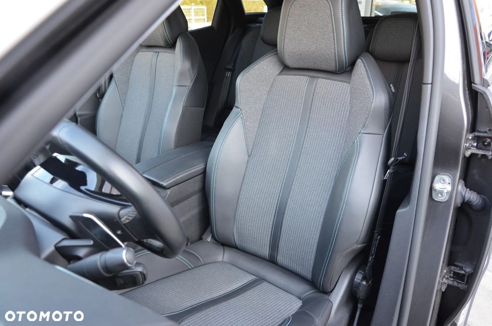 Peugeot 3008 225 e-EAT8 Allure - 15