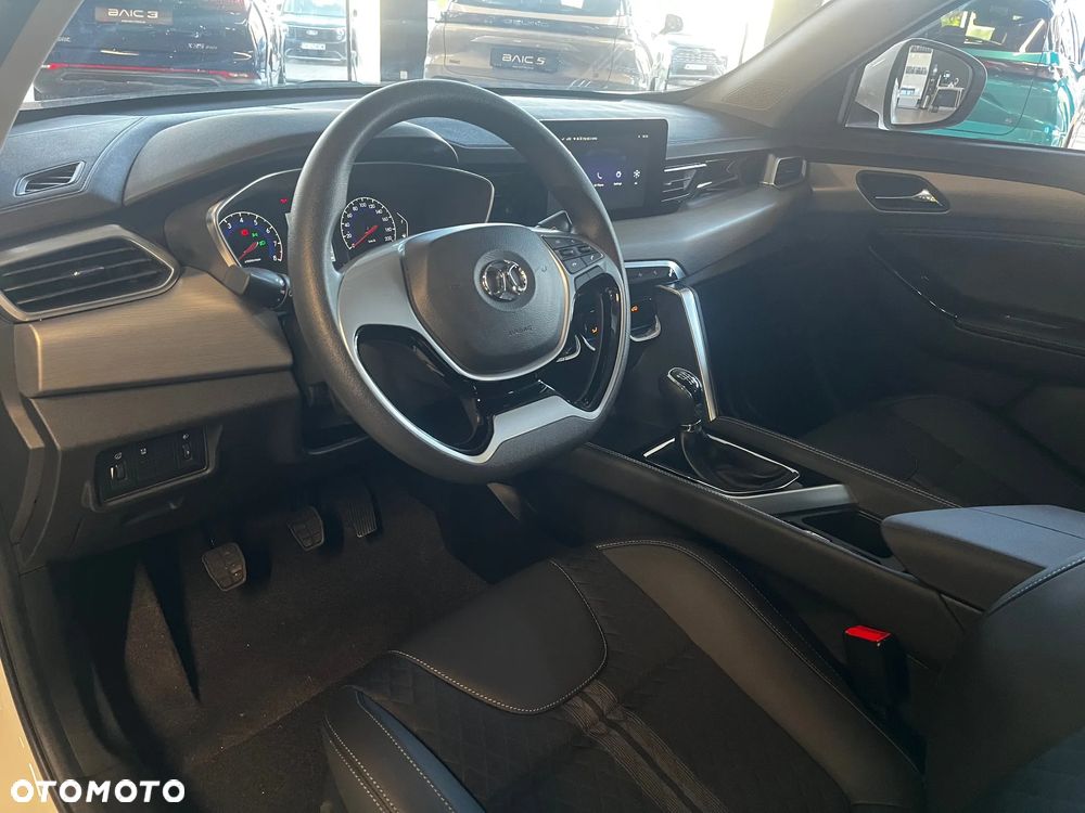 BAIC 3 1.5T Luxury - 9
