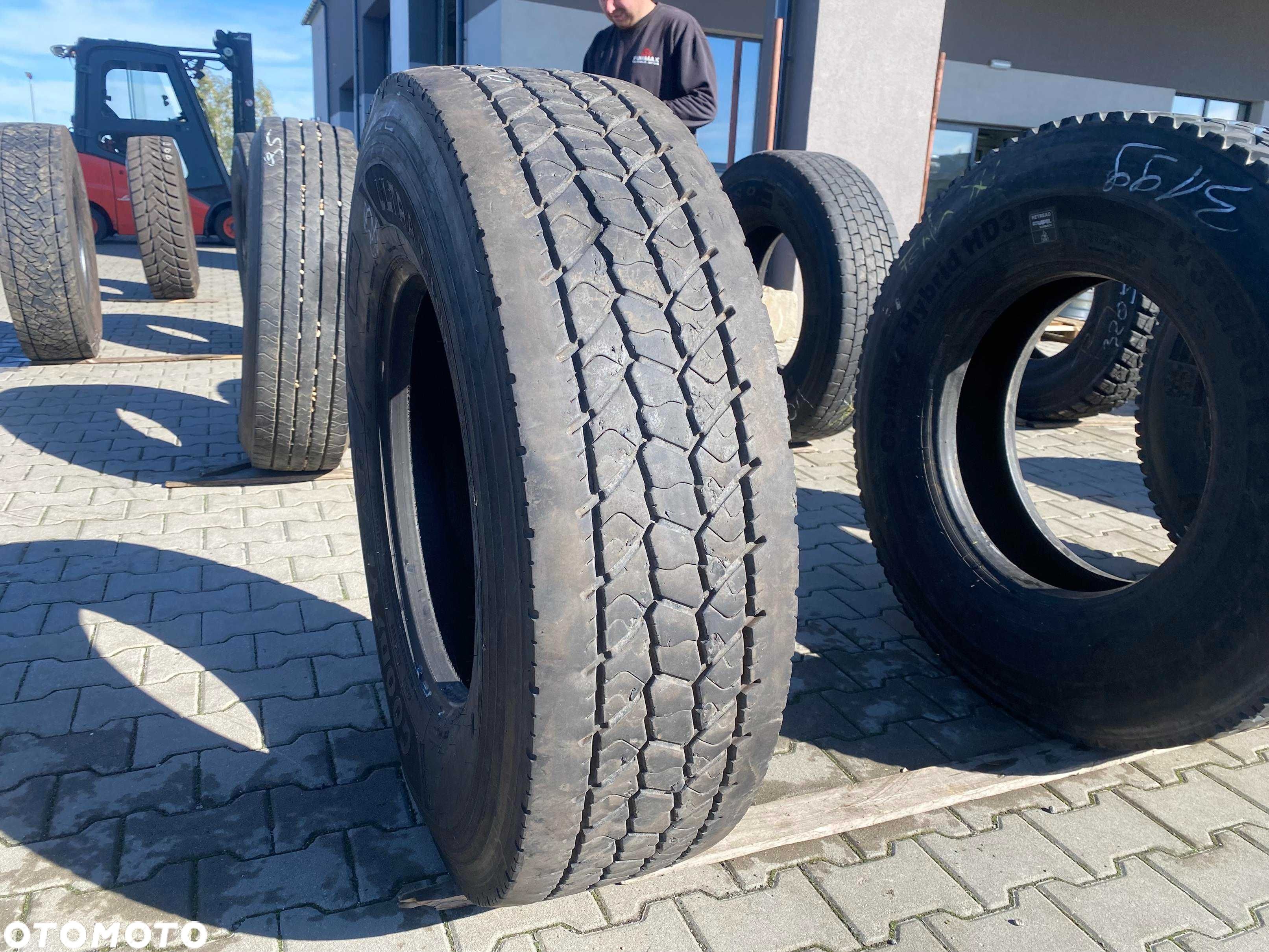 315/80R22.5 Opona GOODYEAR ULTRA GRIP MAX S  8-10mm Przód - 1